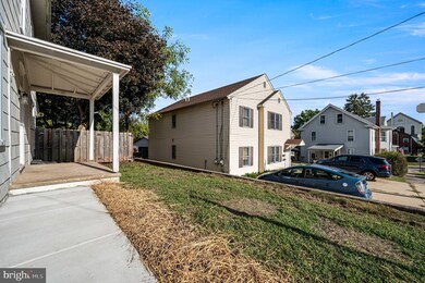 21 N Church St, Spring City, PA 19475 - photo 3