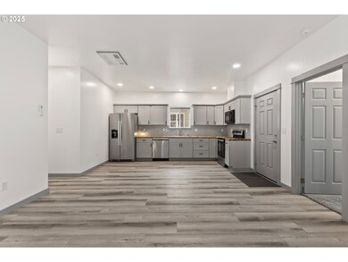 2108 True Ave, Lagrande, OR 97850 - photo 7