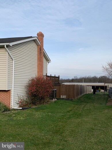 9226 Branch St, Greencastle, PA 17225 - photo 3