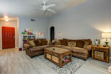 003_Living Room