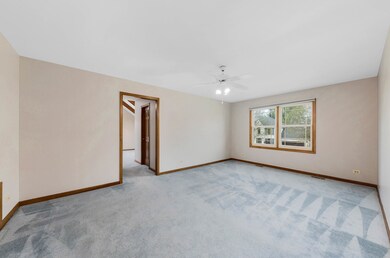 1751 Mundelein Rd, Naperville, IL 60565 - photo 7