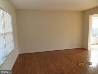 6700 Farmstead Ln, Fredericksburg, VA 22407 - photo 6