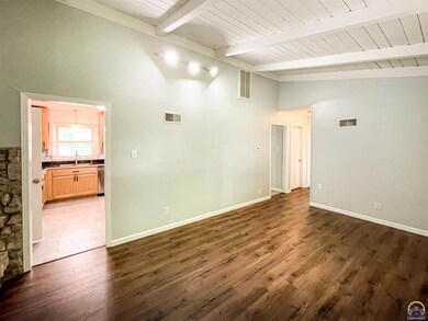 1830 SW Medford Ave, Topeka, KS 66604 - photo 7