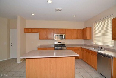 Kitchen-Island