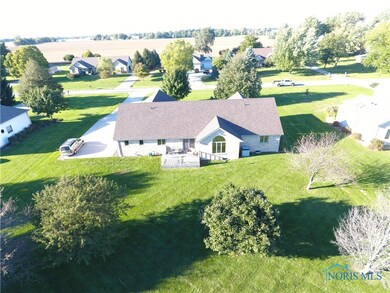 19101 W Orchard Dr, Elmore, OH 43416 - photo 7