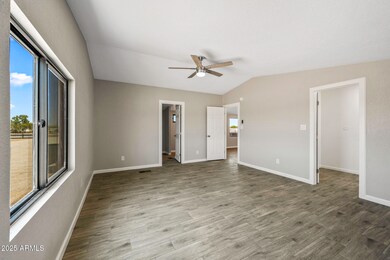13050NBreezeWay-8