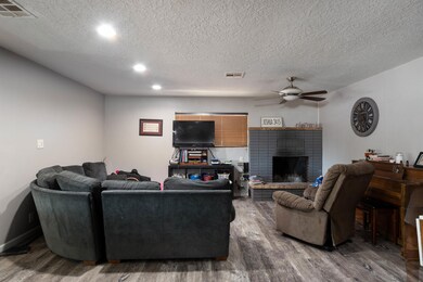 162 E 100 N (5 of 16)