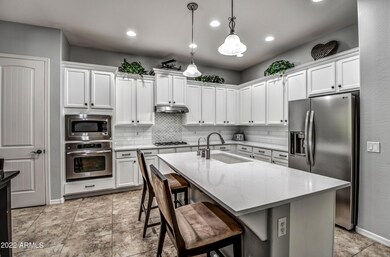 KITCHEN 3