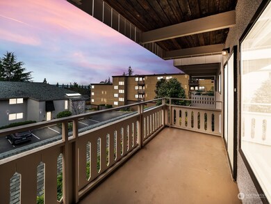 1110 5th Ave S unit 202, Edmonds, WA 98020 - photo 3