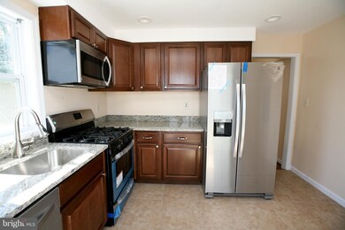 340 Compton Ave, Laurel, MD 20707 - photo 4