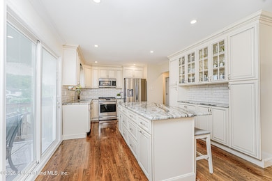 96 Paulding Ave, Staten Island, NY 10314 - photo 6