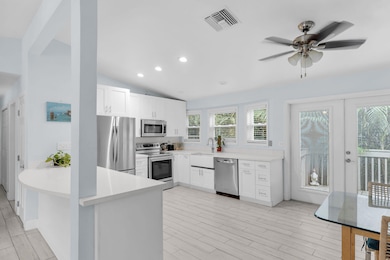 1301 Atlantic Dr, Key West, FL 33040 - photo 5