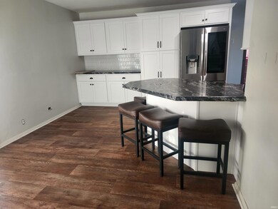 518 Poplar St, Berne, IN 46711 - photo 6