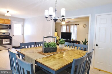 190 Brian Dr, Basye, VA 22810 - photo 7