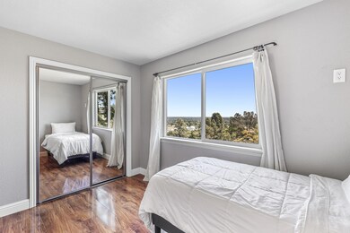 6-web-or-mls-CAMA3345
