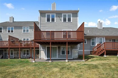 304 Brookhaven Ln unit 304, Woonsocket, RI 02895 - photo 4
