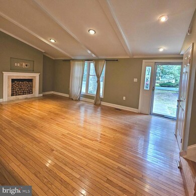 2509 Foxcroft Way, Reston, VA 20191 - photo 5