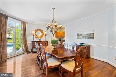 9900 Avenel Farm Dr, Potomac, MD 20854 - photo 5