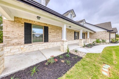 201 Columbia Ct, Springtown, TX 76082 - photo 2