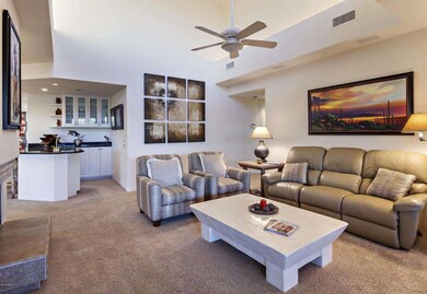 007_Family Room