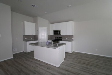 319 Jewett Meadow Dr, Magnolia, TX 77354 - photo 2