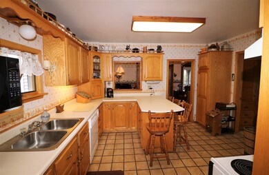 95 Mount Forist St, Berlin, NH 03570 - photo 2