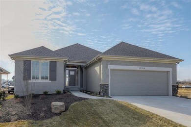 13708 Bentley St, Overland Park, KS 66221 - photo 4