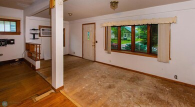 1033 14th St N, Fargo, ND 58102 - photo 4