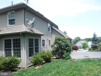 317 Elm Ln, Orwigsburg, PA 17961 - photo 4
