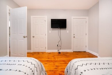 24 Howard St unit 4-2, Salem, MA 01970 - photo 5