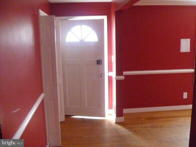 3315 Garland Dr, Falls Church, VA 22041 - photo 2