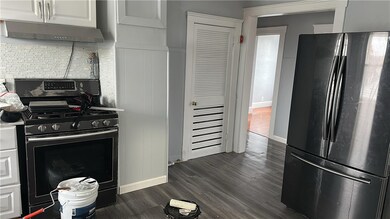 14 Sabra St, Cranston, RI 02910 - photo 4