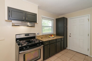 3 Austin Ave, Carpentersville, IL 60110 - photo 5