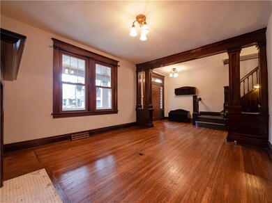 5821 Nicholson St, Pittsburgh, PA 15217 - photo 5