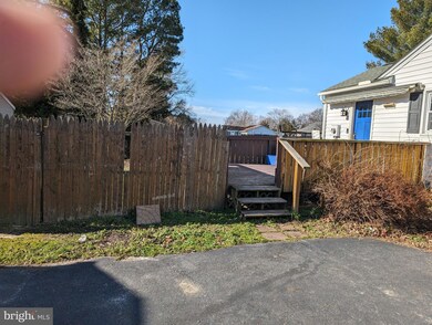 201 Robinson St, Georgetown, DE 19947 - photo 2