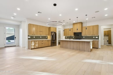 6346 N 10th Dr, Phoenix, AZ 85013 - photo 6