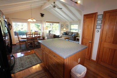 Kitchen/Living