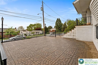 936 E Turner St, Allentown, PA 18109 - photo 3