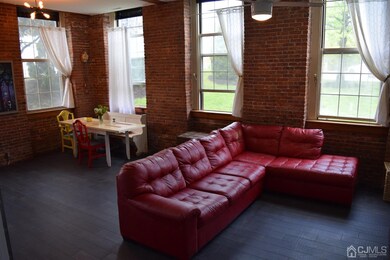 40 Washington Ave unit 4, Milltown, NJ 08850 - photo 3