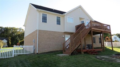 134 Bowmans Run Dr, Stuarts Draft, VA 24477 - photo 3