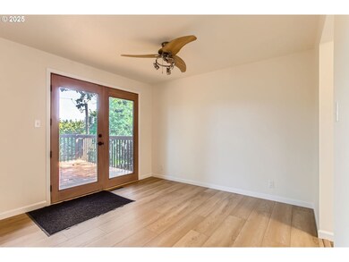 825 Oak St, Lake Oswego, OR 97034 - photo 7