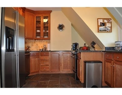 13 Garrison Rd unit 5, Brookline, MA 02445 - photo 5