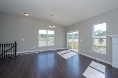 5655 Arbor Park Dr, Liberty Township, OH 45044 - photo 7