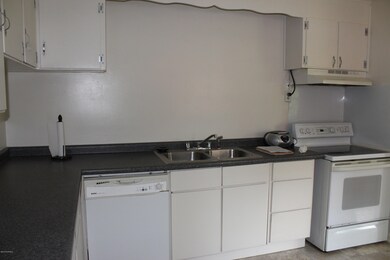 111 Dogwood Dr, Jacksonville, NC 28540 - photo 7