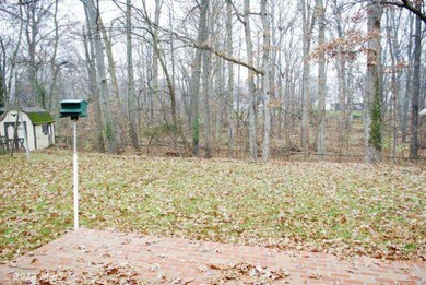 13141 Madonna Ln, Fairfax, VA 22033 - photo 5