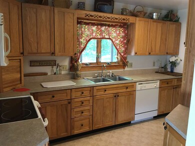 1447 Brockway Mills Rd, Springfield, VT 05156 - photo 2