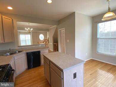 43722 Clear Lake Square, Ashburn, VA 20147 - photo 7
