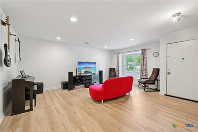 3205 Skylark Dr, Austin, TX 78757 - photo 5