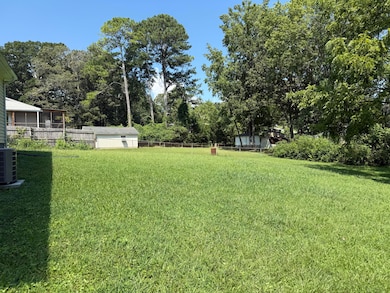 157 W Lewis St, Rossville, GA 30741 - photo 4