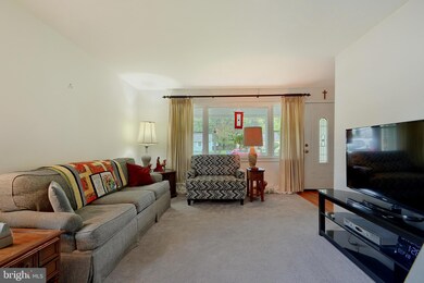 123 E Timonium Rd, Lutherville Timonium, MD 21093 - photo 2